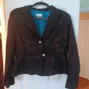 Kupcake Stylish jacket with black embroidery